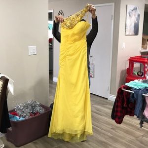 Yellow rhinestone Evening dress